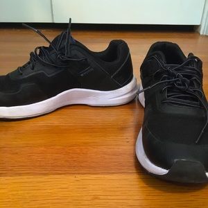 Black tennis shoes!!